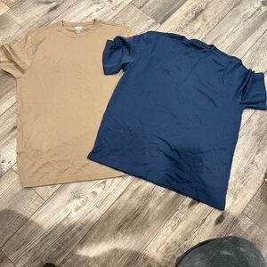 Men’s XL T shirts New never worn